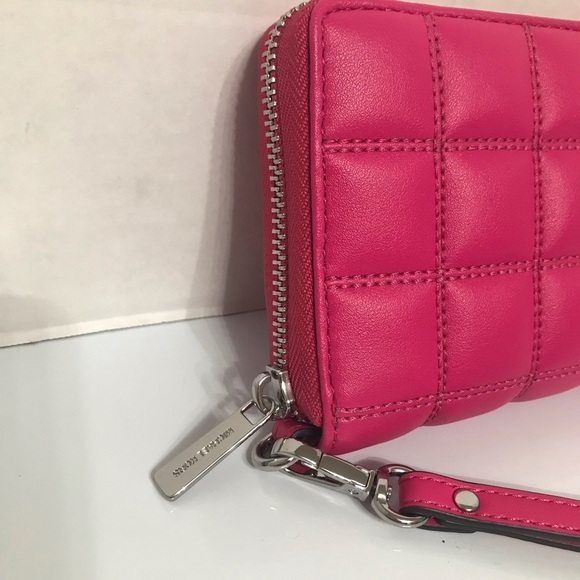 NWT Michael Kors Women's Large Quilted Vegan Leather Zip Around Wallet Pink - Picture 8 of 13